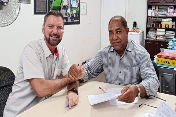 Notícia: Comerciários de Penápolis e Araçatuba terão reajuste de 6% nos salários